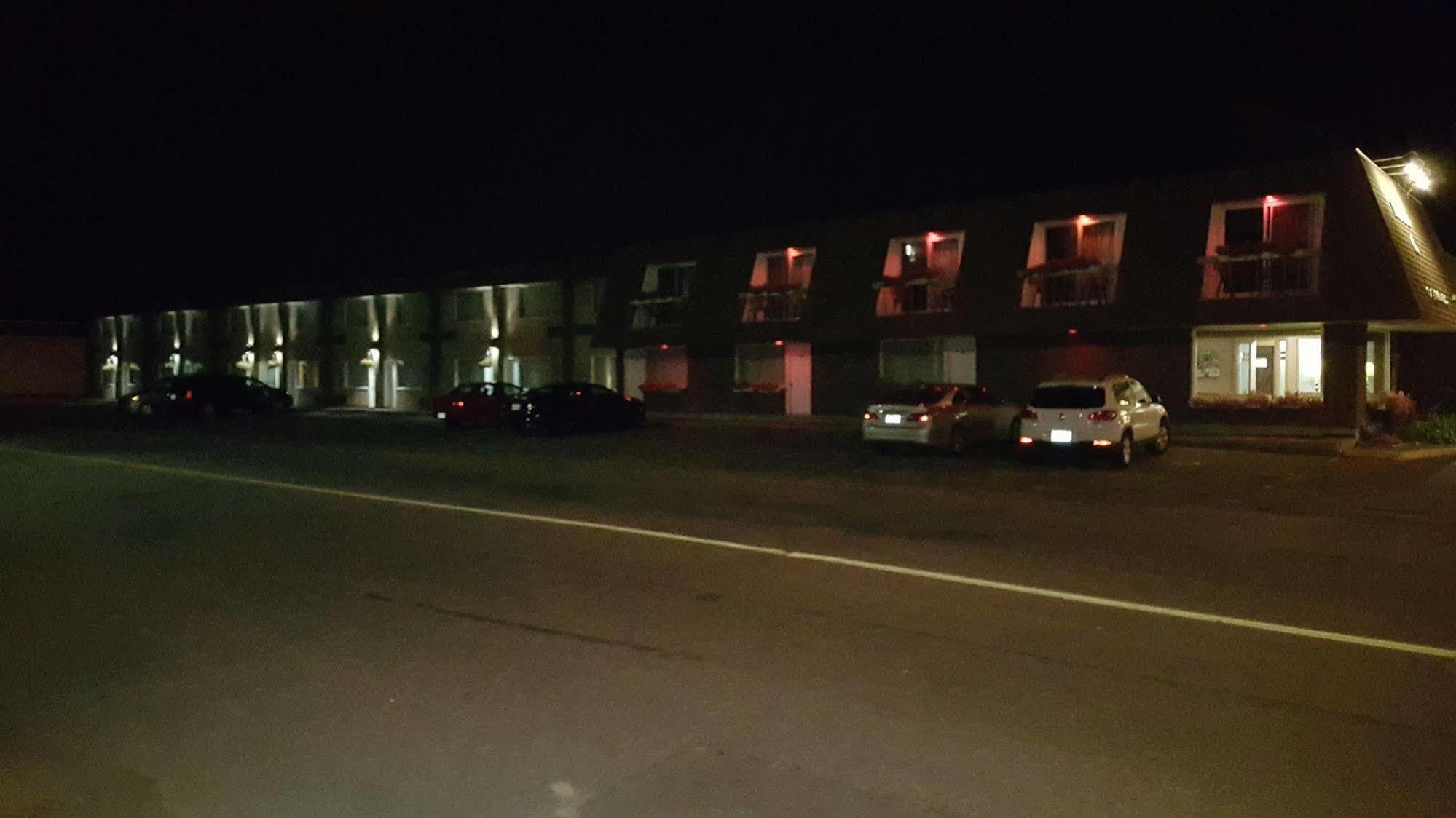 Hotel Motel Penn-Mass Trois-Rivieres Exterior photo
